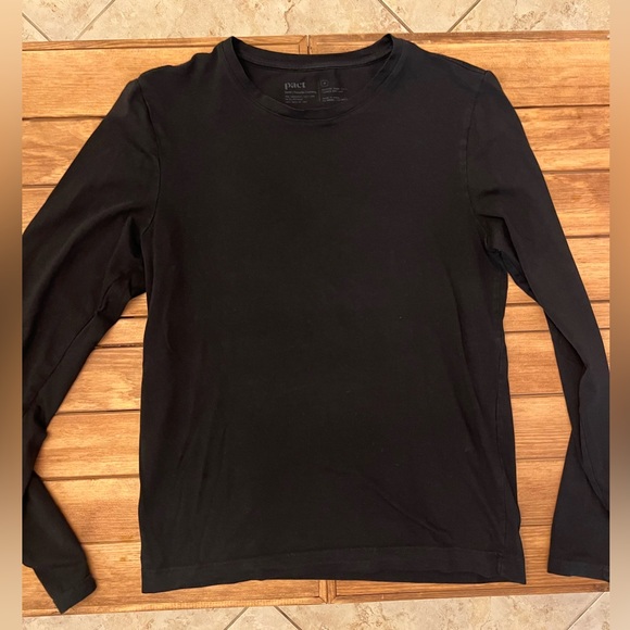 SOLD 

‼️NWOT: Pact Organic Cotton Men’s Cool Stretch Black Long Sleeve - M - Picture 4 of 5